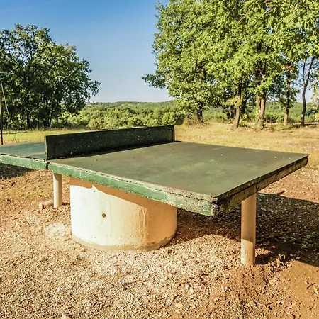 بيت للعطل Quiet With Shared Pool *