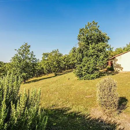 Holiday home Quiet With Shared Pool