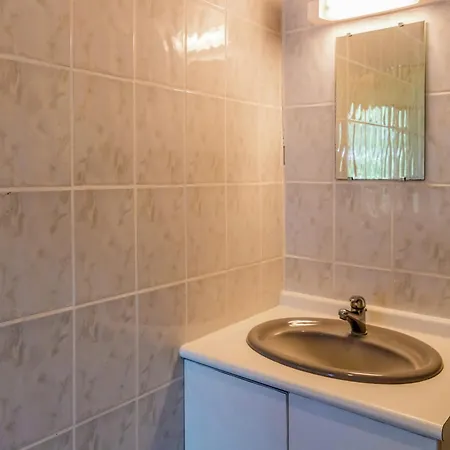 Quiet With Shared Pool *