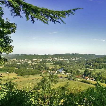 Quiet With Shared Pool بيت للعطل