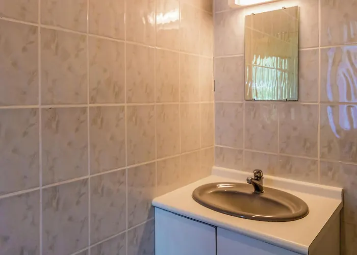 Quiet With Shared Pool *