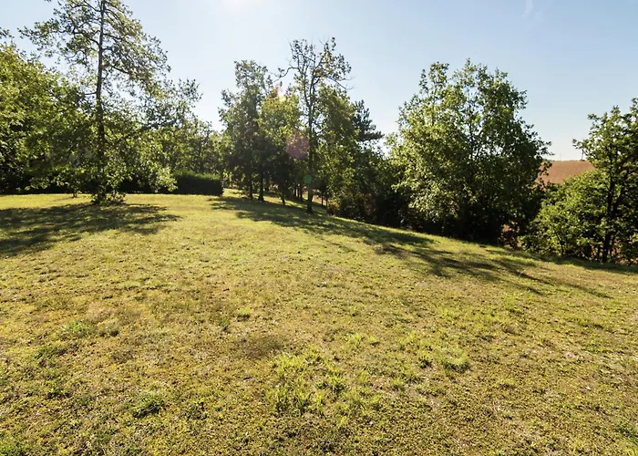 Quiet With Shared Pool Salignac Eyvigues